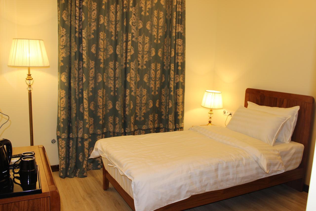 Kok-Art Hotel Jalal-Abad Zewnętrze zdjęcie