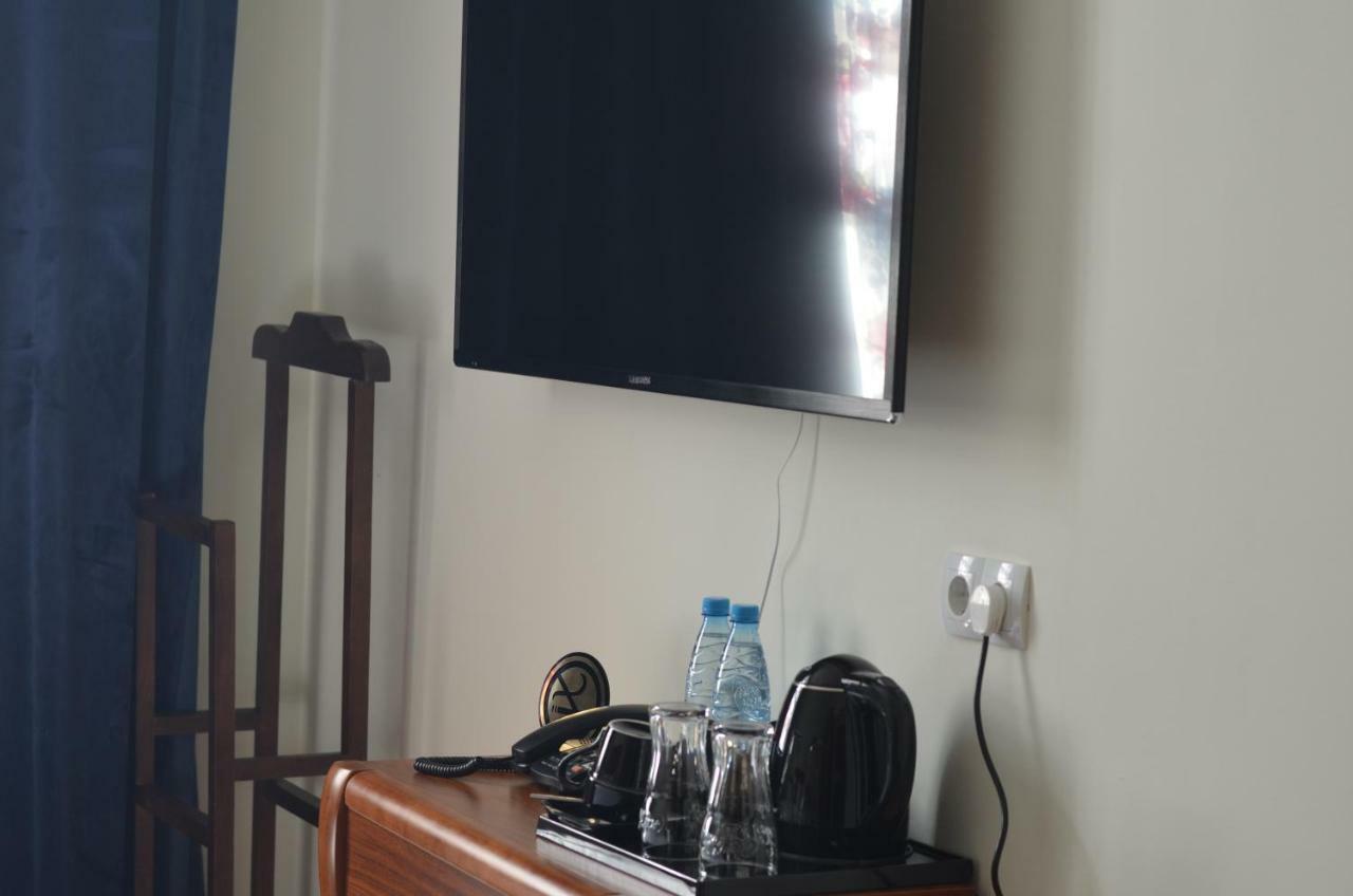 Kok-Art Hotel Jalal-Abad Zewnętrze zdjęcie